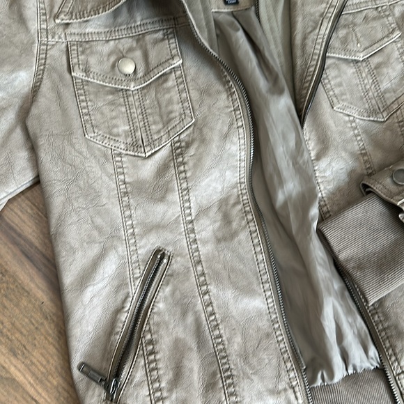 NWOT Hoodie Faux Leather Jacket - Picture 3 of 7